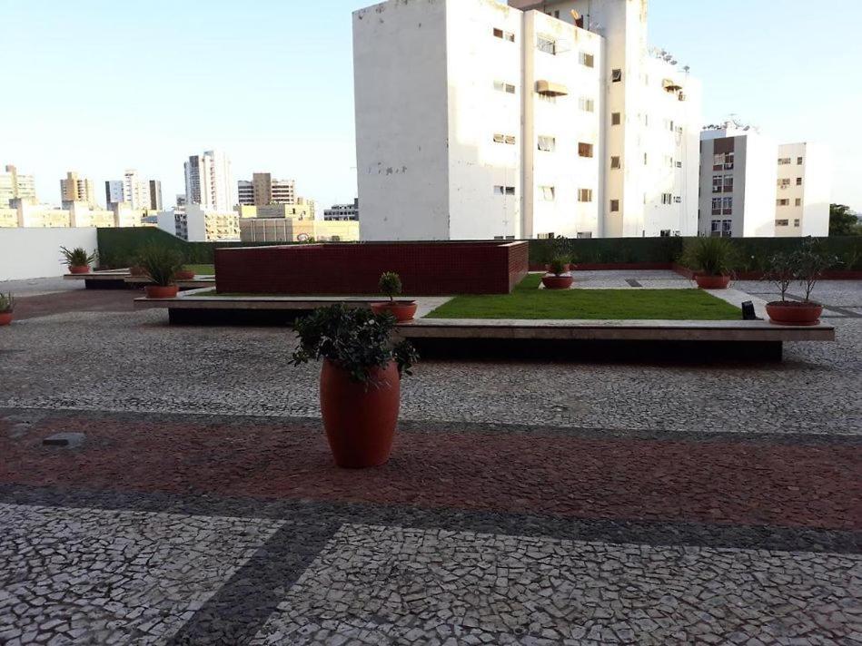 Maravilhoso Apartamento 2 Quartos Com Ofuro Porto Da Barra Salvador Summer Barra Flat Exterior photo